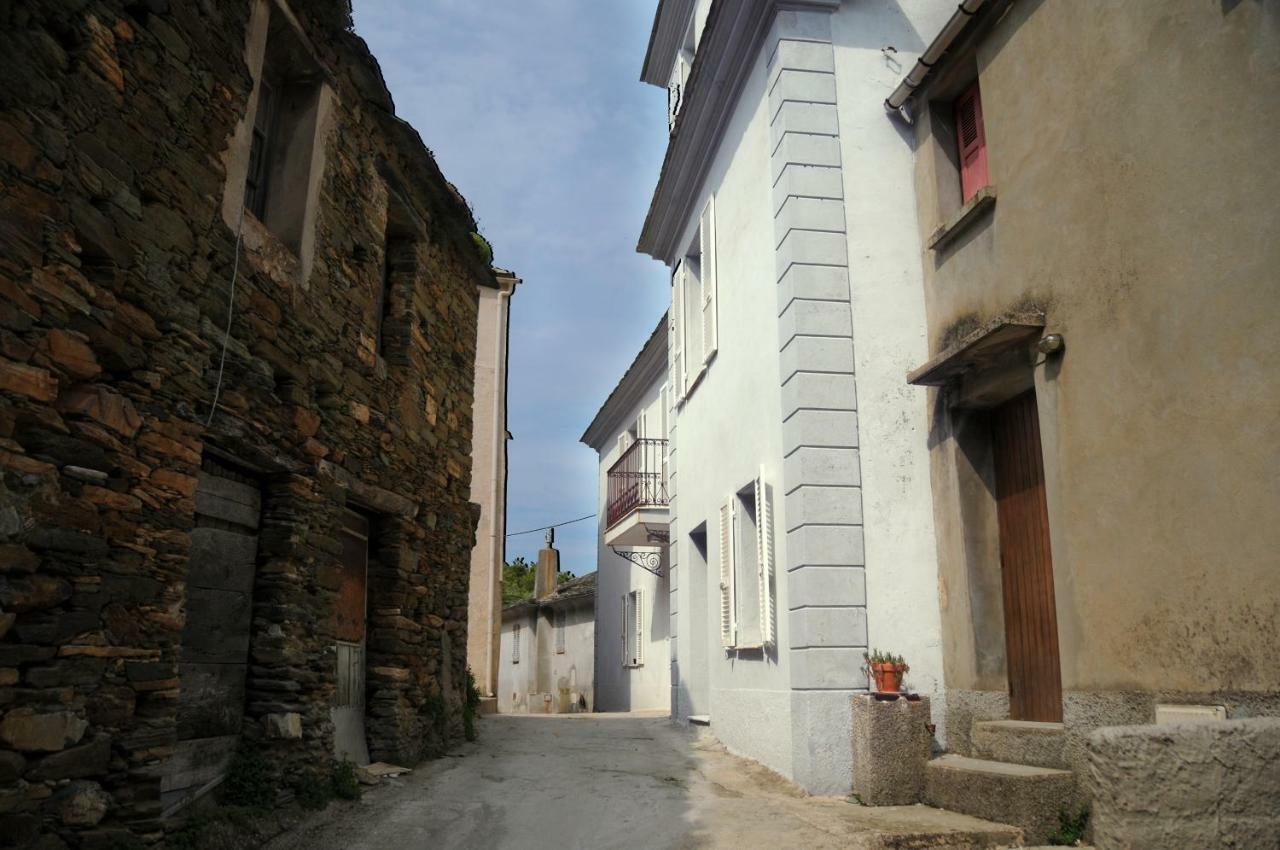 Casale Lucrezia Bed & Breakfast Cagnano Exterior photo